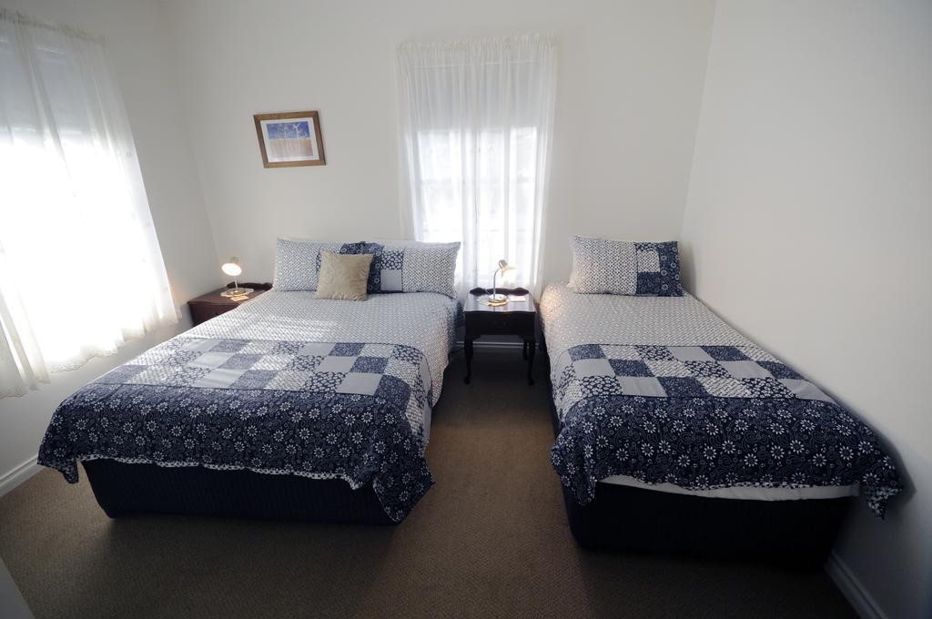 My Place Accommodation ألباني المظهر الخارجي الصورة
